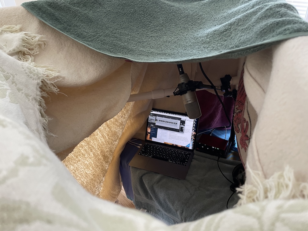 A view from above into the Tri-Booth Memo.